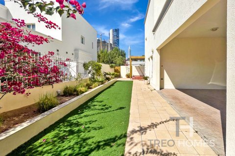 Βίλα σε Meadows, Dubai, ΗΑΕ 3 υπνοδωμάτια, 605 τ.μ. Αρ. 586593 - φωτογραφία 13