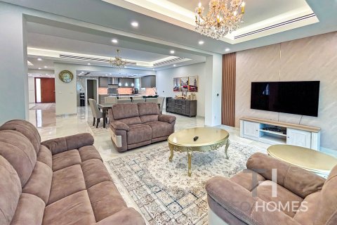 Vilë në Jumeirah Park, Dubai, Emiratet e Bashkuara Arabe 4 dhoma gjumi, 403 m2. № 586525 - Foto 9