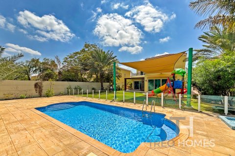 Vilë në Jumeirah Park, Dubai, Emiratet e Bashkuara Arabe 4 dhoma gjumi, 403 m2. № 586525 - Foto 3