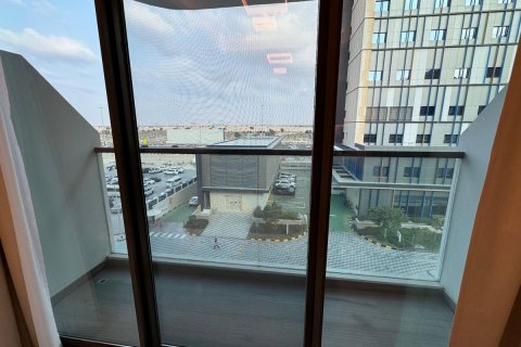 Apartment in Arjan, Dubai, UAE 30.7 sq.m. № 575334 - photo 3