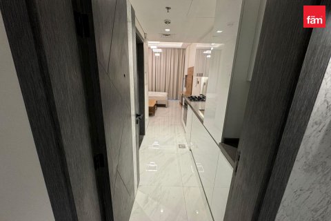 Apartment in Arjan, Dubai, UAE 30.7 sq.m. № 575334 - photo 4