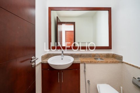 Apartment in Downtown Dubai (Downtown Burj Dubai), Dubai, UAE 1 bedroom, 95 sq.m. № 627601 - photo 12