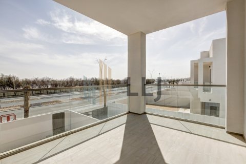 Townhouse on the Yas Island, Abu Dhabi, UAE 3 bedrooms, 330 sq.m. № 624138 - photo 11