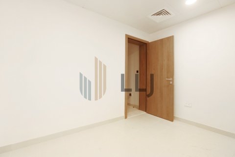 Townhouse on the Yas Island, Abu Dhabi, UAE 3 bedrooms, 330 sq.m. № 624138 - photo 12