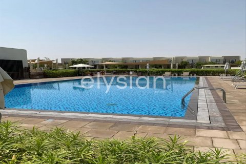 Shtëpi në qytet në Dubai South (Dubai World Central), Dubai, Emiratet e Bashkuara Arabe 3 dhoma gjumi, 144 m2. № 586086 - Foto 1