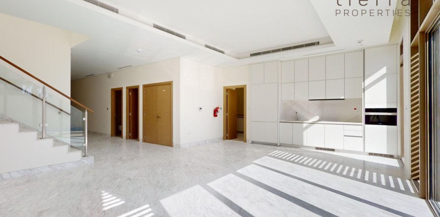 阿联酋 Dubai Mohammed Bin Rashid City 别墅  4 卧, 594.3 平方米 , 编号 574862