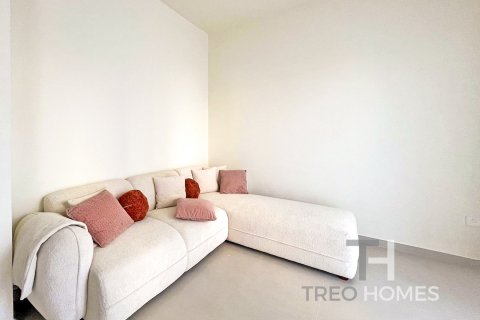 Villa in Dubai South (Dubai World Central), UAE 3 bedrooms, 185 sq.m. № 590291 - photo 17