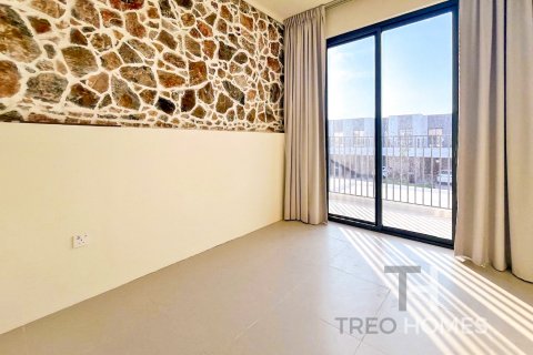Villa in Dubai South (Dubai World Central), UAE 3 bedrooms, 185 sq.m. № 590291 - photo 12