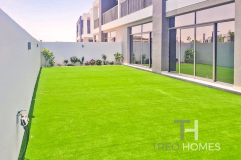 Üürile anda villa asukohaga Dubai South (Dubai World Central), AÜE: 5 magamistoaga, 394 m² Nr 590269 - pilt 2