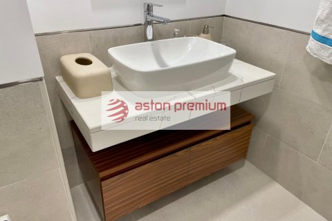 Appartement te huur in Umm Suqeim, Dubai, VAE 1 slaapkamer, 119.4 vr.m., nr 623960 - foto 24