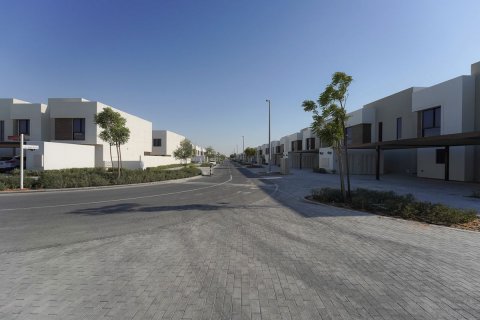 Townhouse on the Yas Island, Abu Dhabi, UAE 3 bedrooms, 162 sq.m. № 594340 - photo 9