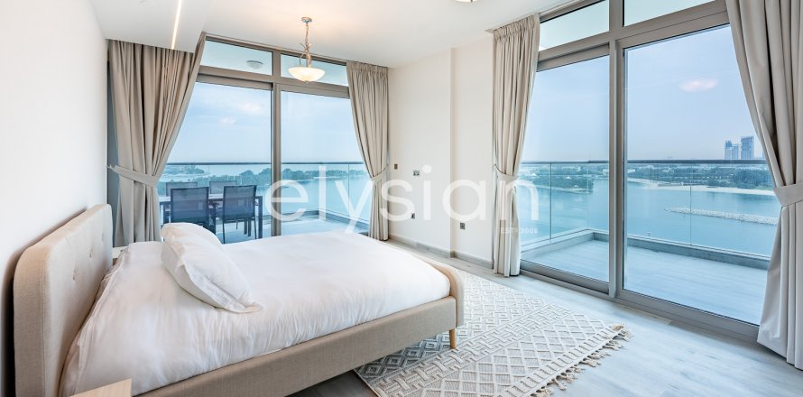 Apartament në Palm Jumeirah, Dubai, Emiratet e Bashkuara Arabe 2 dhoma gjumi, 187 m2. № 586224