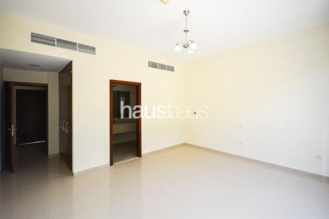Shtëpi në qytet në Jumeirah Islands, Dubai, Emiratet e Bashkuara Arabe 4 dhoma gjumi, 312 m2. № 626250 - Foto 13
