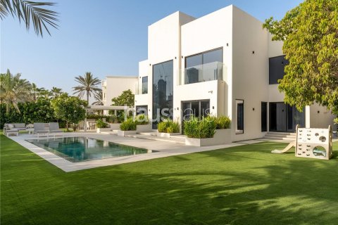 Villa in Jumeirah Islands, Dubai, UAE 4 bedrooms, 466 sq.m. № 626251 - photo 1