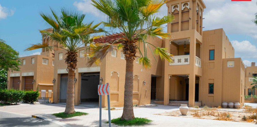 Vila v Al Furjan, Dubai, SAE 5 ložnice, 600 m² Č.: 622321