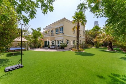 Jumeirah Village Triangle、Dubai、UAE にあるヴィラ販売中 3ベッドルーム、257 m2、No625287 - 写真 1