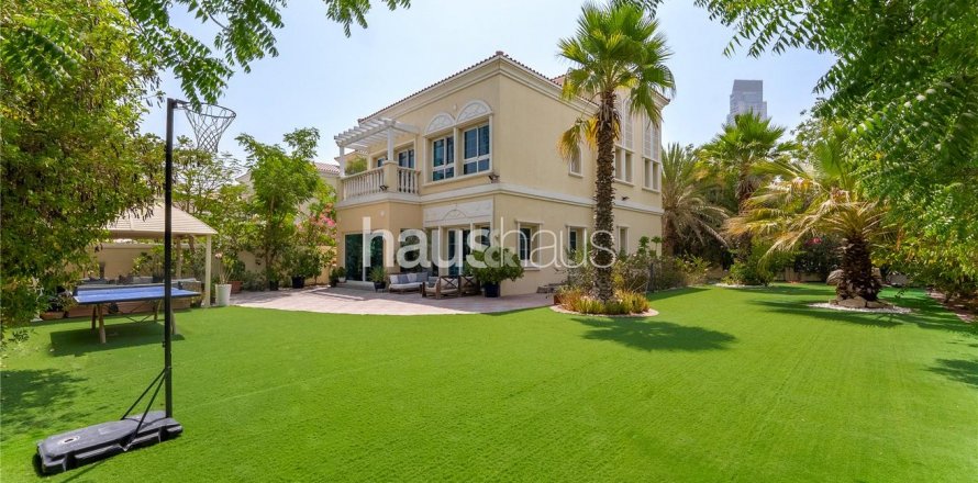 Jumeirah Village Triangle、Dubai、UAEにあるヴィラ 3ベッドルーム、257 m2 No625287