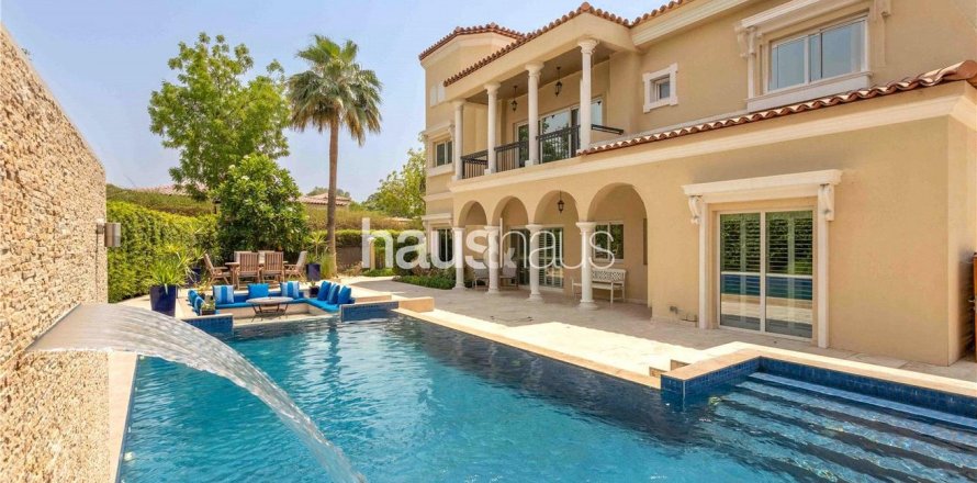 Vilë në Dubai Investment Park, Emiratet e Bashkuara Arabe 6 dhoma gjumi, 673 m2. № 625284