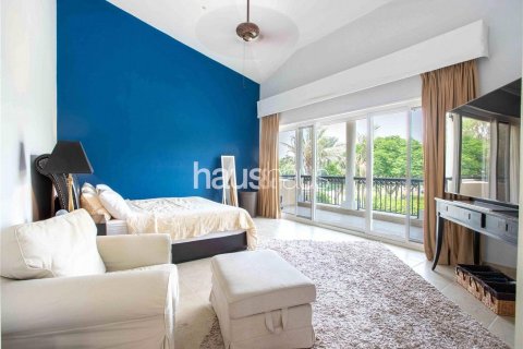 Vilë në Dubai Investment Park, Emiratet e Bashkuara Arabe 6 dhoma gjumi, 673 m2. № 625284 - Foto 18