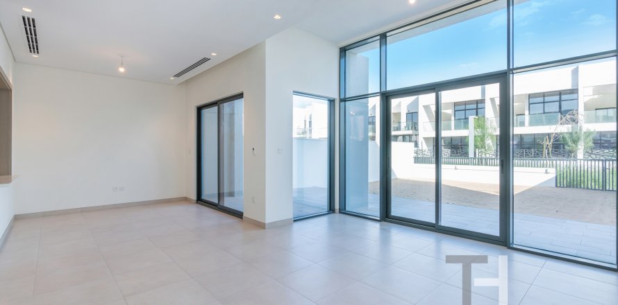 Townhouse sa Al Furjan, Dubai, UAE 3 silid-tulugan, 255 sq.m. № 586647