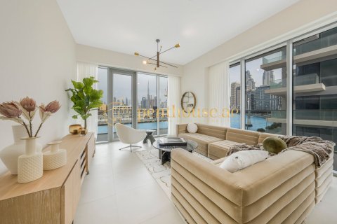 Al Wasl, Dubai, UAE의 판매용 아파트 침실 2개, 170제곱미터 번호 592774 - 사진 2