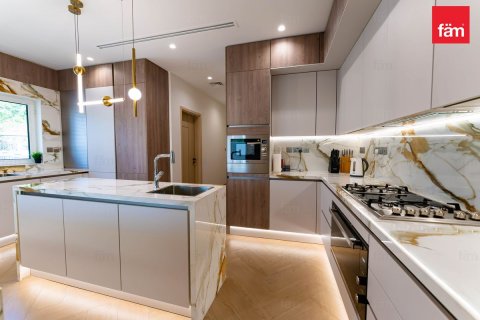 Villa in Dubai, UAE 6 bedrooms, 1331.9 sq.m. № 610525 - photo 7