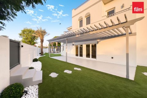 Villa in Dubai, UAE 6 bedrooms, 1331.9 sq.m. № 610525 - photo 25