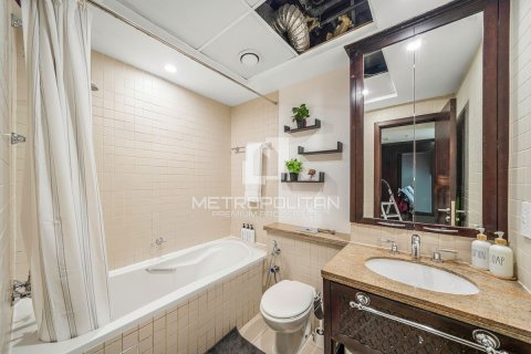 Apartment in Downtown Dubai (Downtown Burj Dubai), Dubai, UAE 1 bedroom, 85 sq.m. № 592993 - photo 14