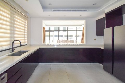 Vila v DAMAC Hills (Akoya by DAMAC), Dubai, SAE 5 ložnice, 398 m² Č.: 625670 - fotografie 5