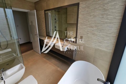 Kaupunkipientalo Saadiyat Island, Abu Dhabi, Arabiemiraatit 4 makuuhuonetta, 836 m2 № 604827 - kuva 19