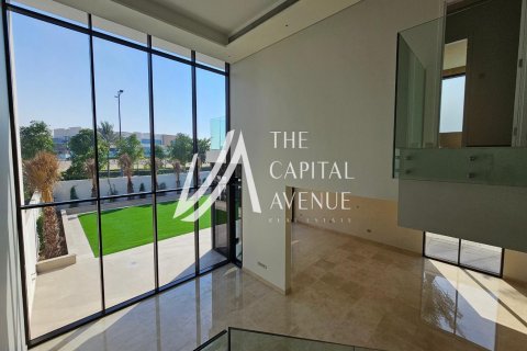 Kaupunkipientalo Saadiyat Island, Abu Dhabi, Arabiemiraatit 4 makuuhuonetta, 836 m2 № 604827 - kuva 4