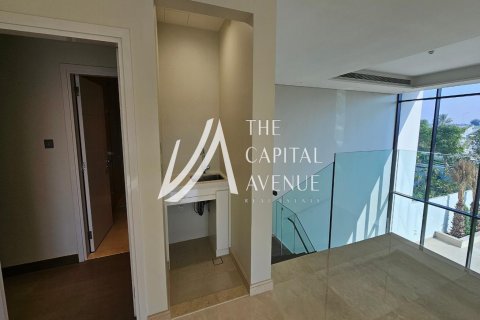 Kaupunkipientalo Saadiyat Island, Abu Dhabi, Arabiemiraatit 4 makuuhuonetta, 836 m2 № 604827 - kuva 21
