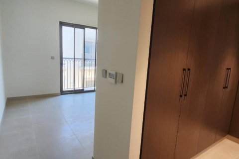 Shtëpi në qytet në Khalifa City, Abu Dhabi, Emiratet e Bashkuara Arabe 3 dhoma gjumi, 150 m2. № 604844 - Foto 12