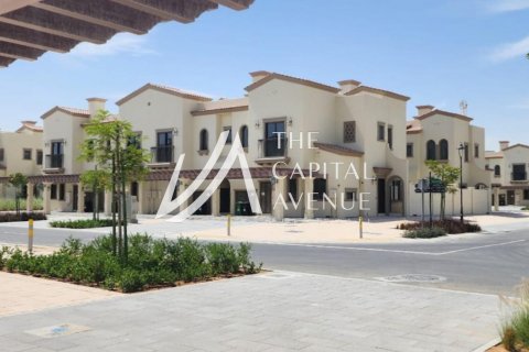 Shtëpi në qytet në Khalifa City, Abu Dhabi, Emiratet e Bashkuara Arabe 3 dhoma gjumi, 150 m2. № 604844 - Foto 1