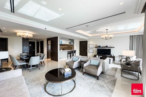 Apartment in Downtown Dubai (Downtown Burj Dubai), UAE 3 bedrooms, 206.1 sq.m. № 622179 - photo 7
