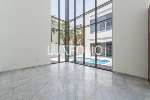 Mohammed Bin Rashid City, Dubai, UAE의 판매용 빌라 침실 5개, 724제곱미터 번호 627751 - 사진 2