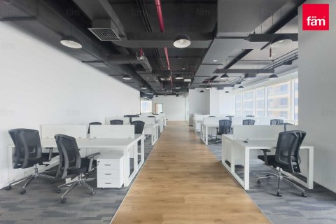 Business Bay, Dubai, संयुक्त अरब अमीरात में कार्यालय, 188.6 वर्ग मीटर, संख्या 622912 - फ़ोटो 12