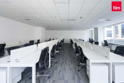 Business Bay, Dubai, संयुक्त अरब अमीरात में कार्यालय, 188.6 वर्ग मीटर, संख्या 622912 - फ़ोटो 10