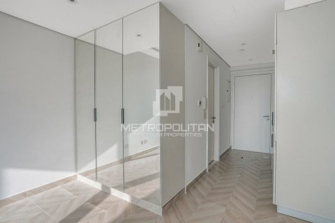 Byt v Jumeirah Lake Towers, Dubai, SAE 34 m² Č.: 592723 - fotografie 2