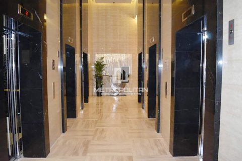 Apartment in Jumeirah Village Circle, Dubai, UAE 2 bedrooms, 105 sq.m. № 592726 - photo 17