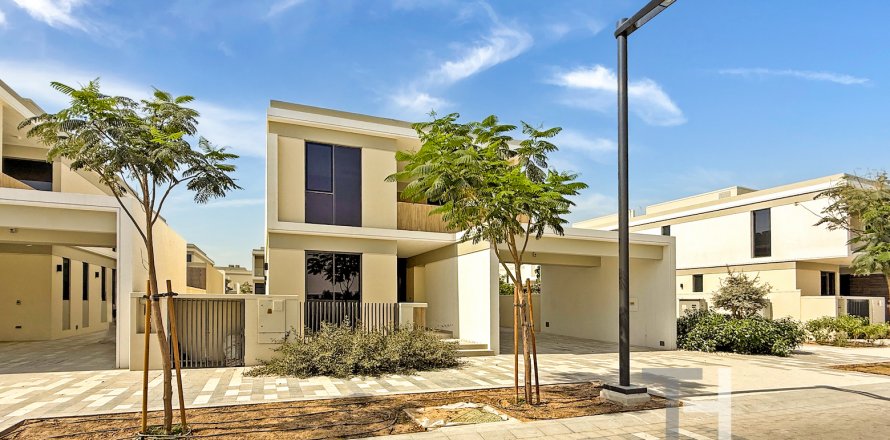 Tilal Al Ghaf、Dubai、UAEにあるヴィラ 4ベッドルーム、432 m2 No597611