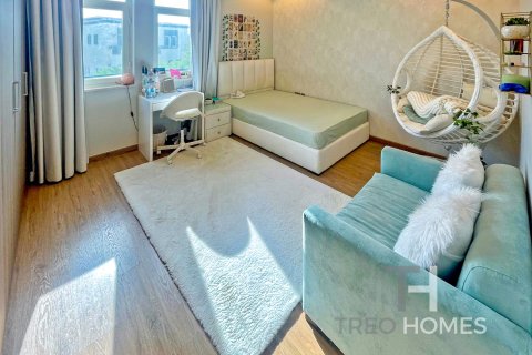 Vila v Jumeirah Park, Dubai, SAE 3 ložnice, 328 m² Č.: 597613 - fotografie 20