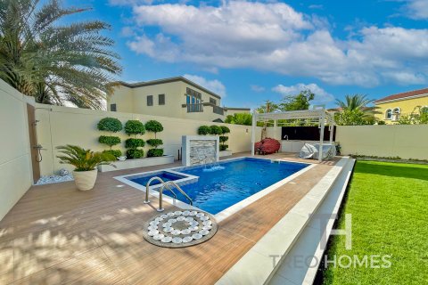 Vila v Jumeirah Park, Dubai, SAE 3 ložnice, 328 m² Č.: 597613 - fotografie 2