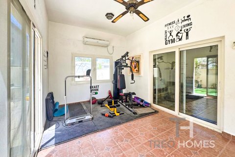 Vila di Meadows, Dubai, UAE 4 bilik tidur, 664 meter persegi № 597612 - foto 12