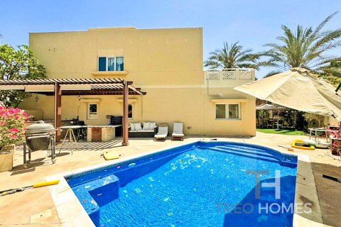 Vila di Meadows, Dubai, UAE 4 bilik tidur, 664 meter persegi № 597612 - foto 1