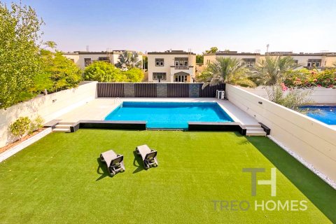 Vila v Jumeirah Park, Dubai, SAE 3 ložnice, 328 m² Č.: 597614 - fotografie 8