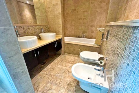 Vila v Jumeirah Park, Dubai, SAE 3 ložnice, 328 m² Č.: 597614 - fotografie 10