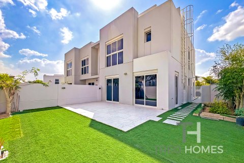 Townhouse di Mudon, Dubai, UEA 4 kamar tidur, 270 m2 nomor 597589 - foto 1