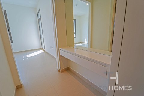 Rumah bandar di Town Square, Dubai, UAE 4 bilik tidur, 228 meter persegi № 597590 - foto 12