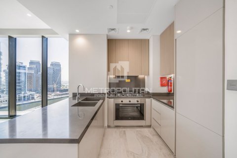 Apartment in Business Bay, Dubai, UAE 2 bedrooms, 121 sq.m. № 593506 - photo 20